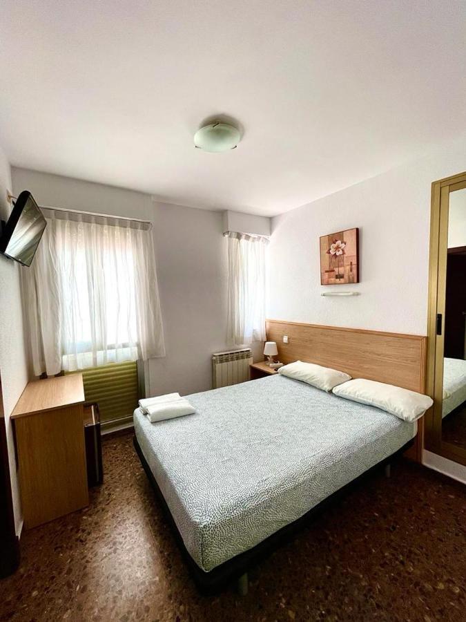 Hostal Milmarcos 사라고사 외부 사진
