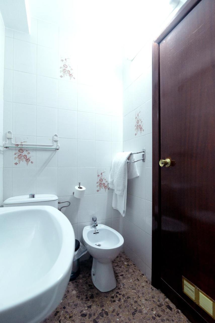 Hostal Milmarcos 사라고사 외부 사진