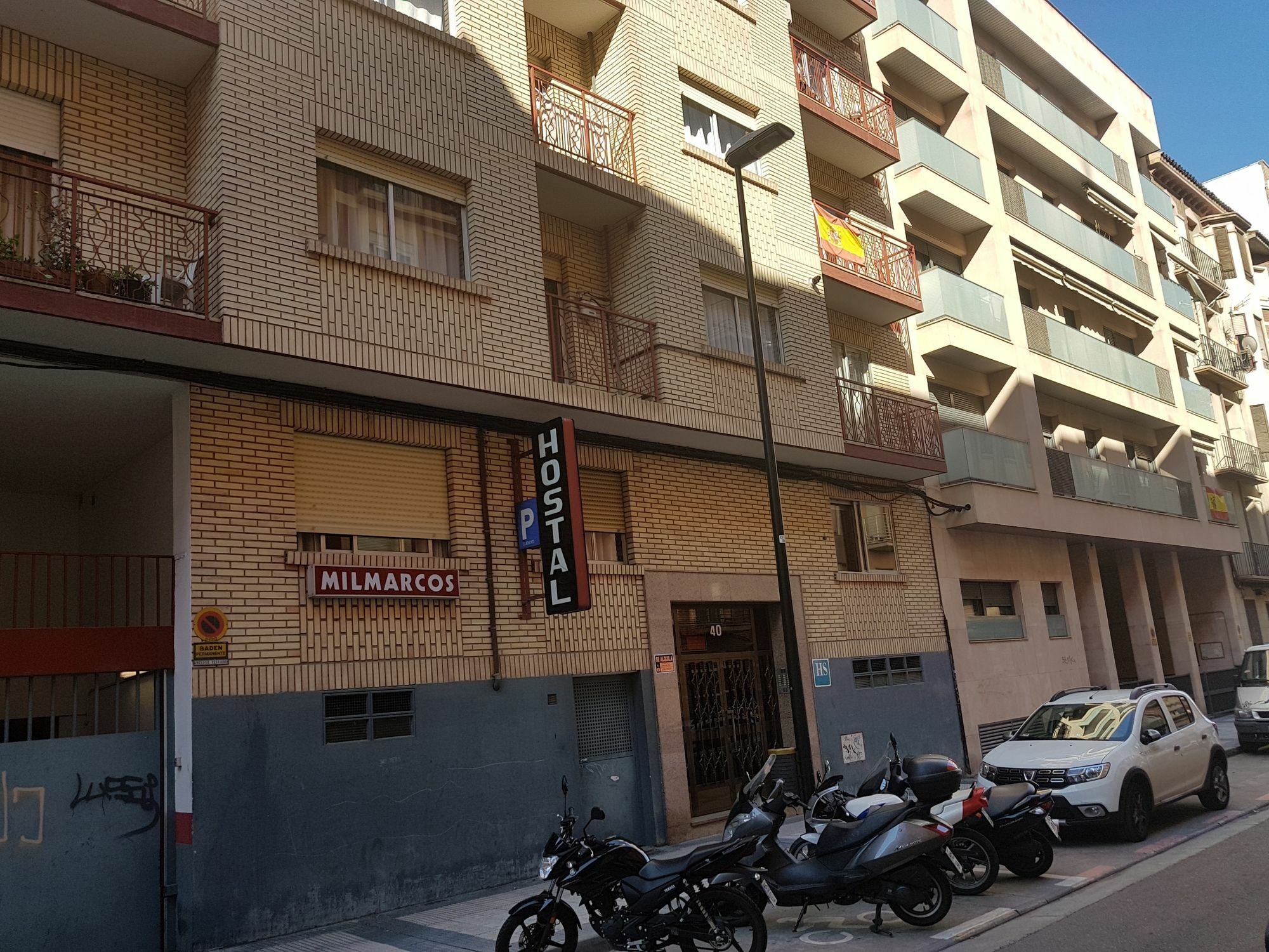 Hostal Milmarcos 사라고사 외부 사진